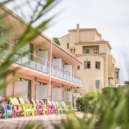 Village Lou Castelet Holiday park *