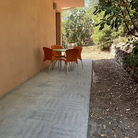 Village Lou Castelet منتزه العطل