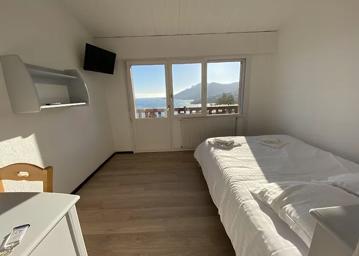 منتزه العطل Village Lou Castelet تيول سور مير